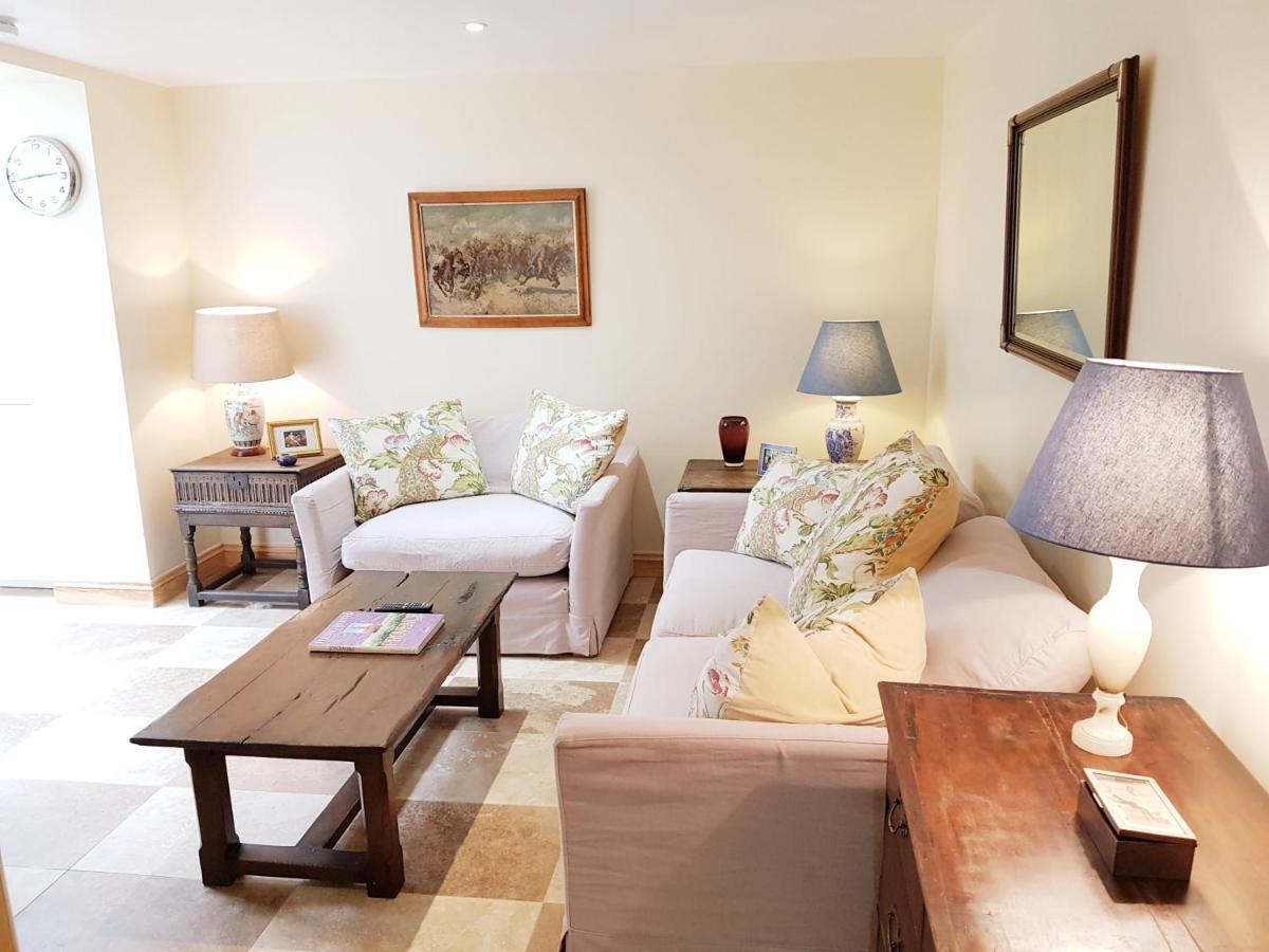 Pretty Maida Vale Apartments Londra Esterno foto
